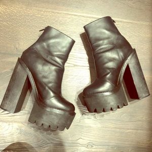 jeffrey campbell mulders